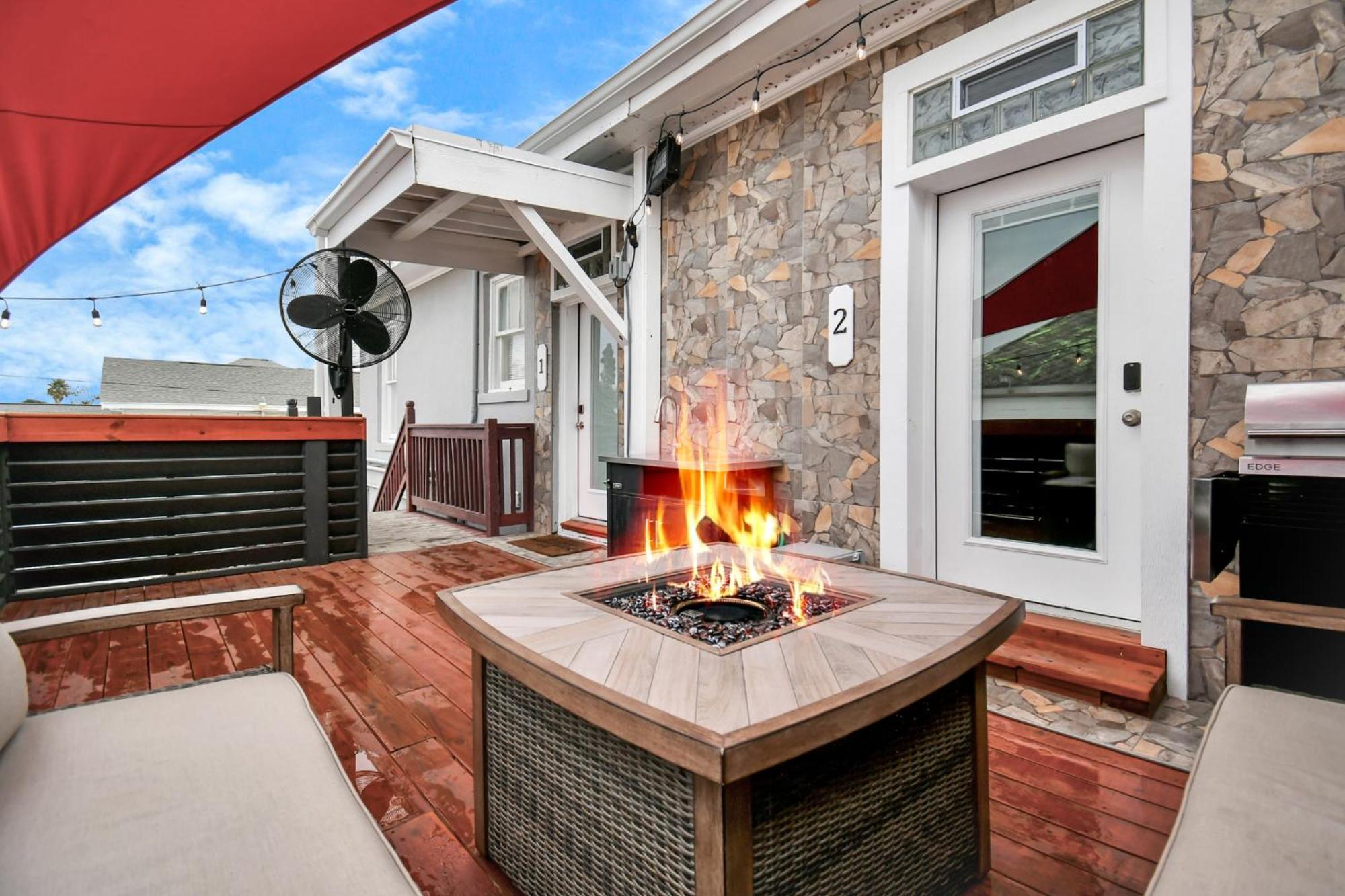 Nautical Loft With Outdoor Kitchen & Beach Access Apartment Galveston Luaran gambar