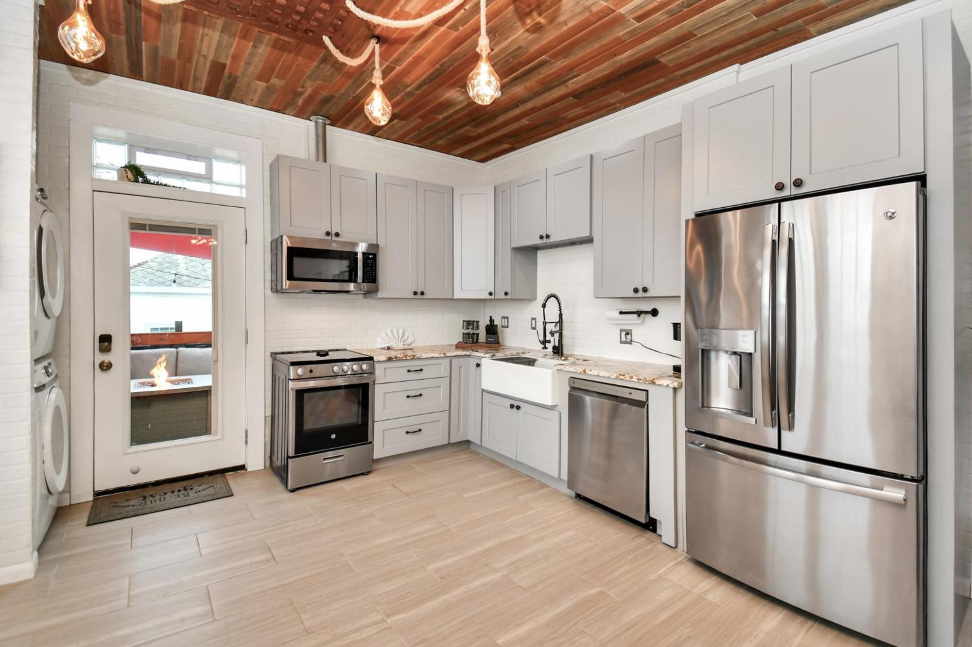 Nautical Loft With Outdoor Kitchen & Beach Access Apartment Galveston Luaran gambar