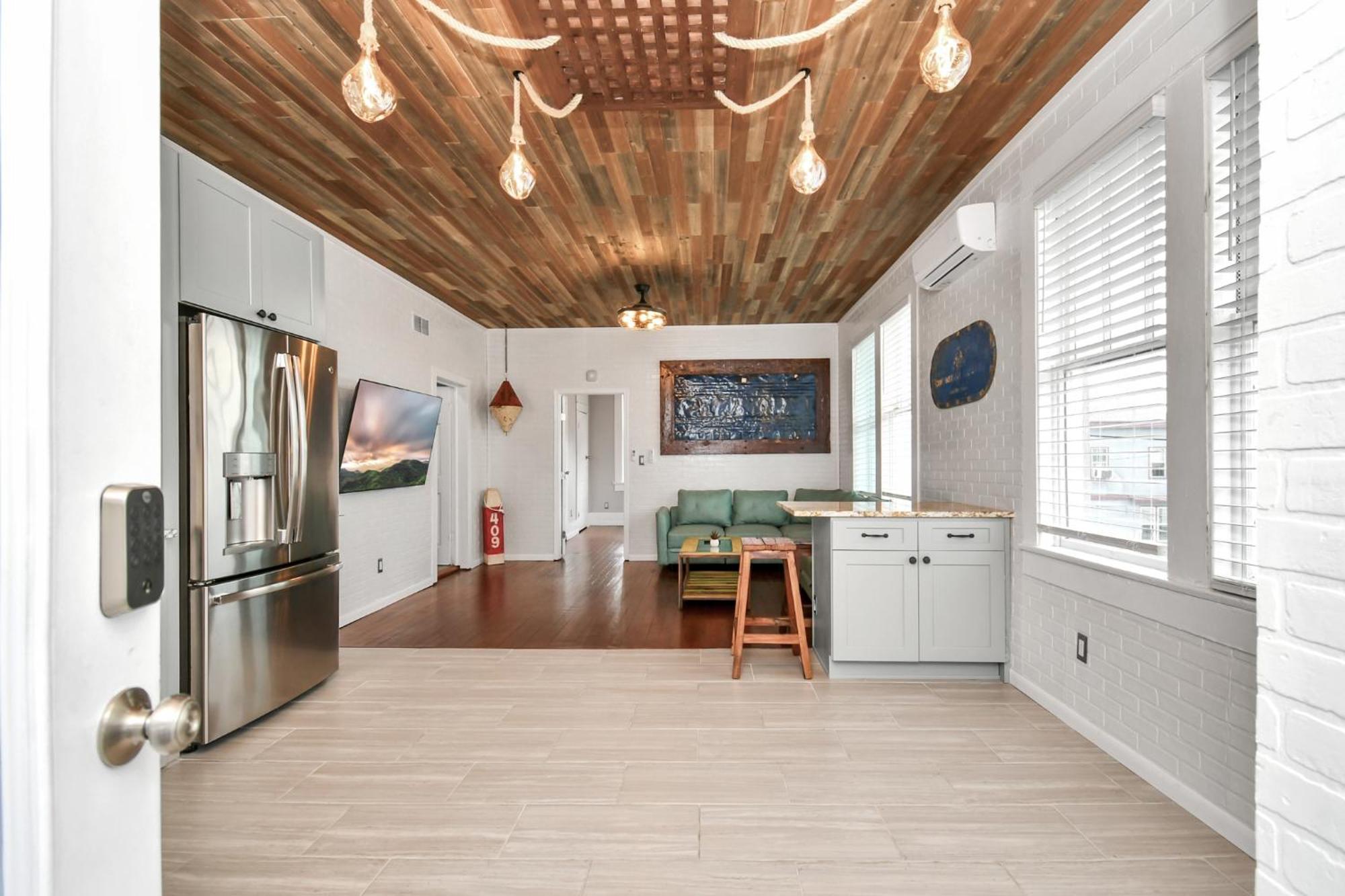 Nautical Loft With Outdoor Kitchen & Beach Access Apartment Galveston Luaran gambar